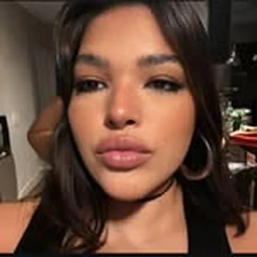@liviajmartini profile image