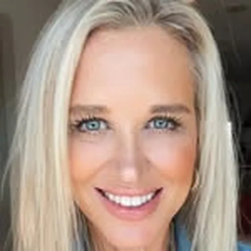 @living_withrobyn profile image