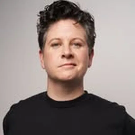 @lizglazer profile image