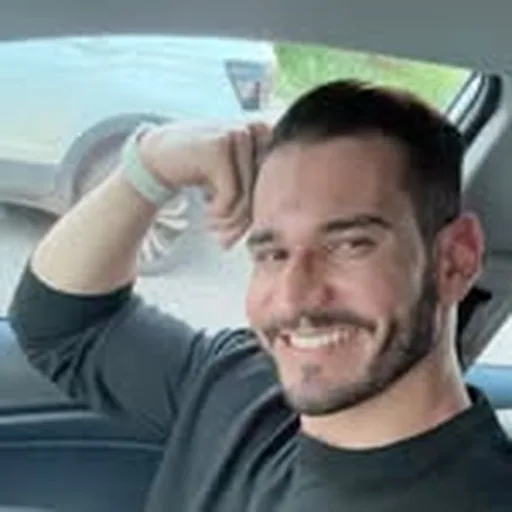 @lmendoncaf profile image