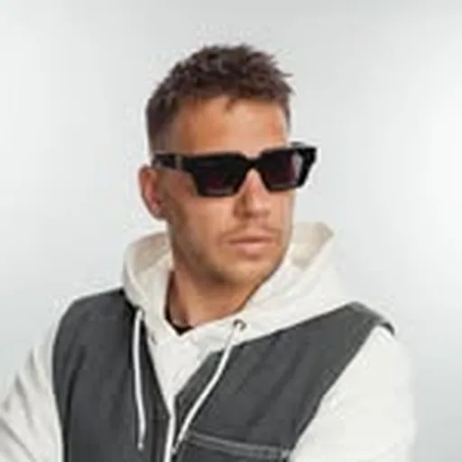 @lnytnz profile image