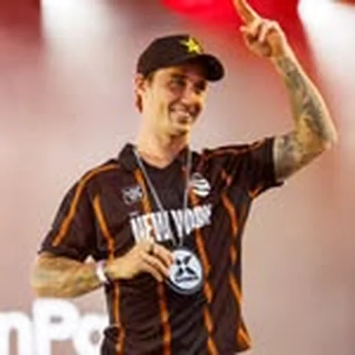 @loganmartinbmx profile image
