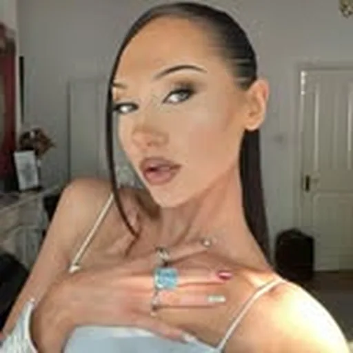 @lornaspaine profile image