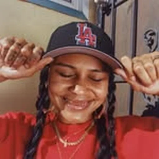 @losangelesconfidential profile image