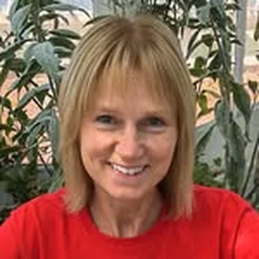@loulabelle2015 profile image