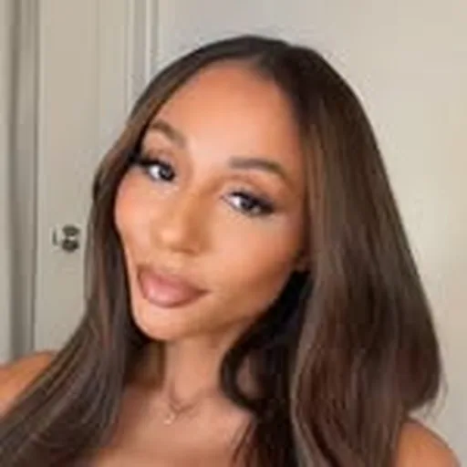 @lovshley profile image