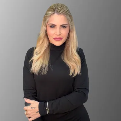 @luanamansuelli profile image