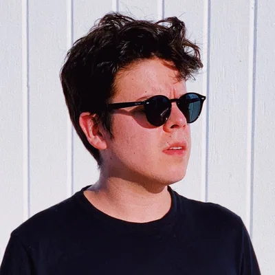 @lucasape profile image
