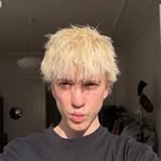 @lucasgklg profile image