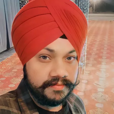 @lucky_singh72098 profile image