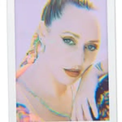 @lucygraves profile image