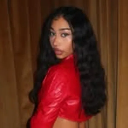@luh.liv profile image