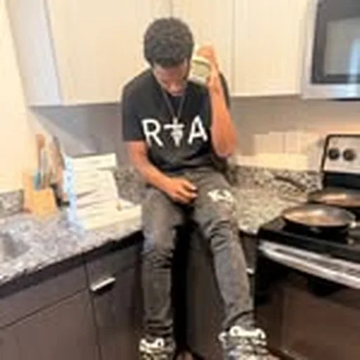 @luh_keyno profile image