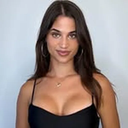 @lunamrivera profile image