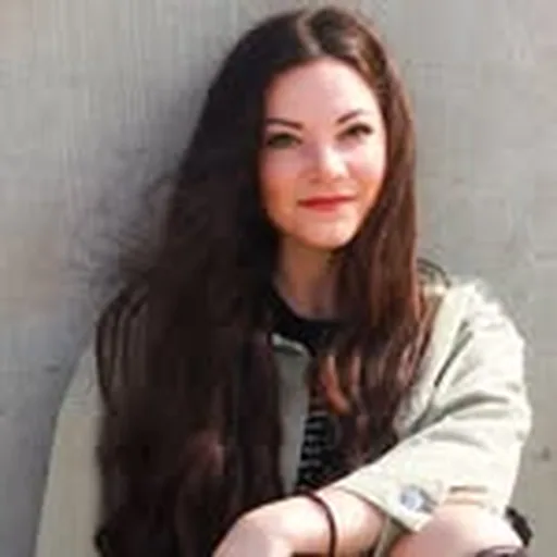 @lydia_vaughan profile image