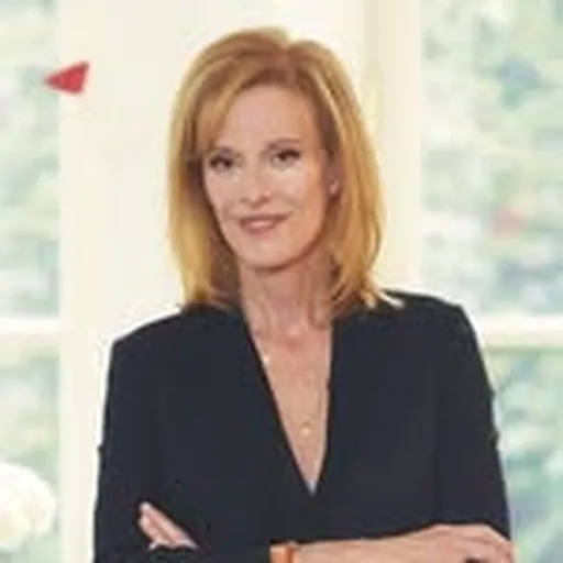@lyndareevesdesign profile image