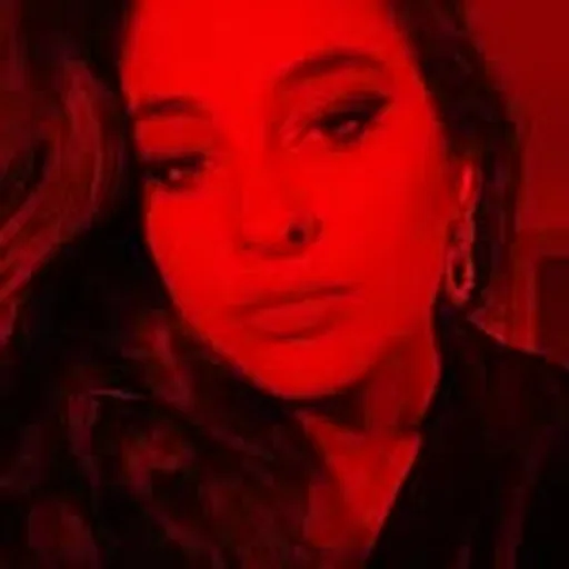 @lynndagher profile image