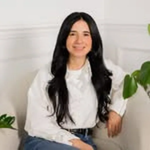 @lynnhazan_ profile image