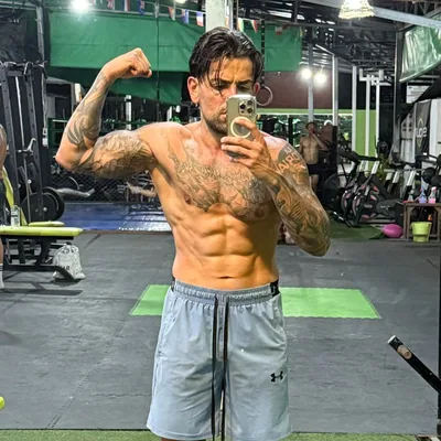 @m.azlum profile image