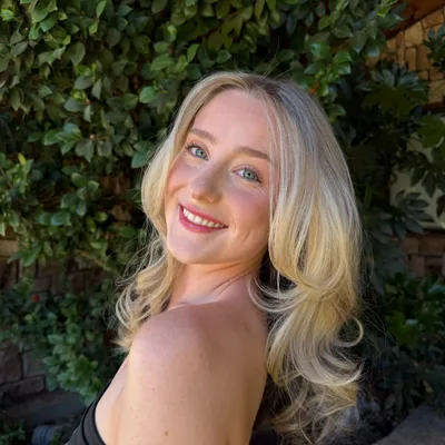 @madisonnsouzaa profile image
