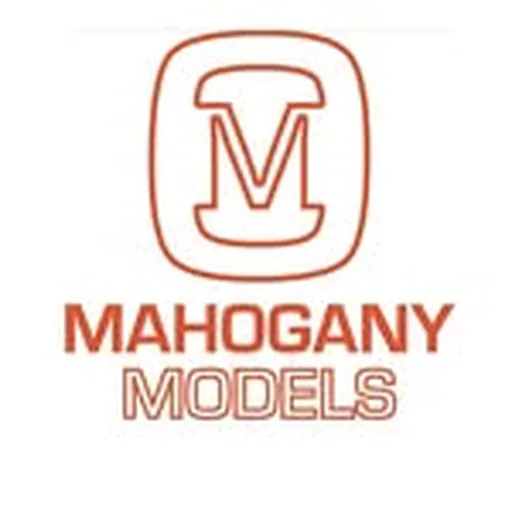 @mahogany_models profile image
