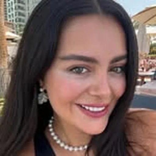 @mahsaakbariiw profile image