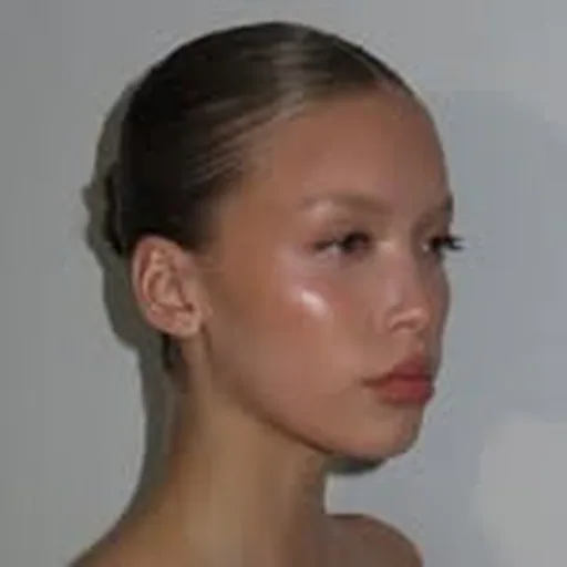 @maisiemcmakeup profile image