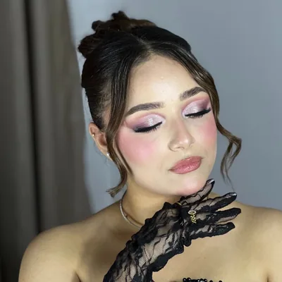@makeup_by_aya_24 profile image