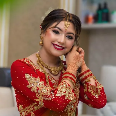 @makeupartistzoom profile image