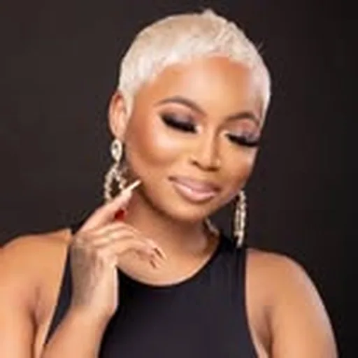 @makeupby__lex profile image