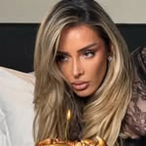@makeupbyelona profile image