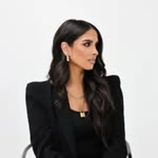 @makeupbyshirin_ profile image