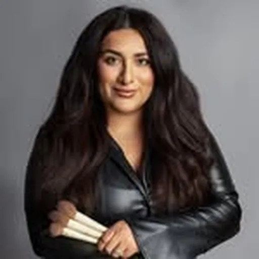 @makeupbythynna profile image