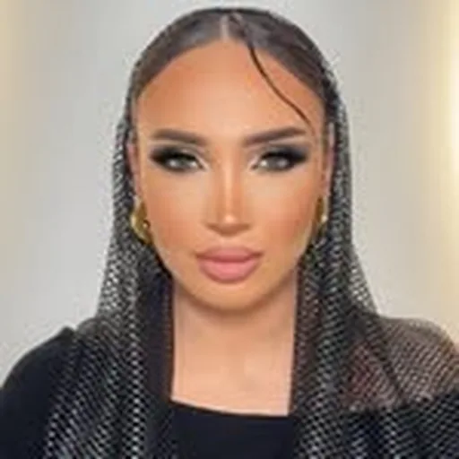 @makeupelenla profile image