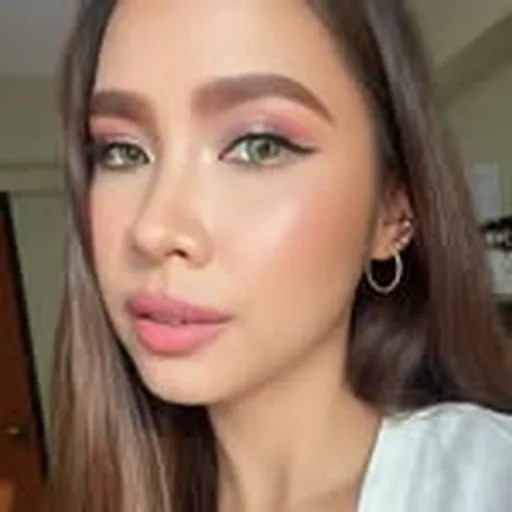 @makeuphoarderofficial profile image