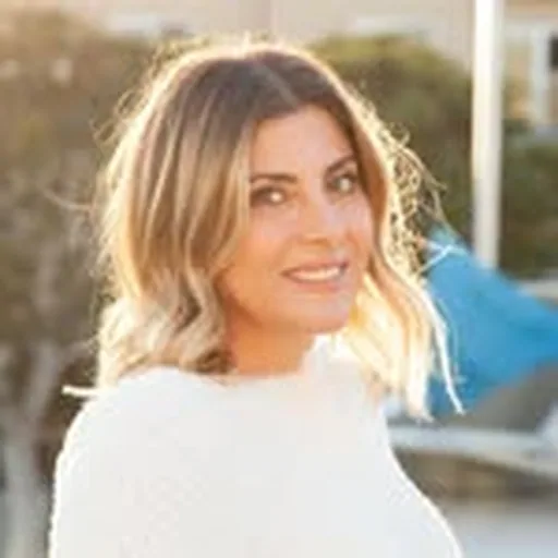 @makeupwithlusine profile image