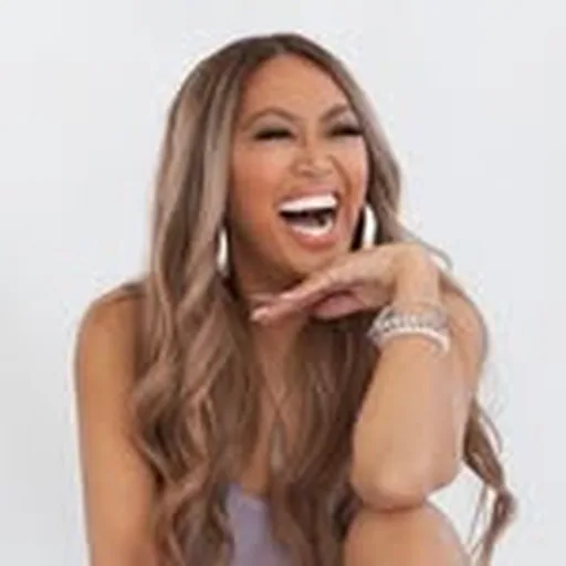 @mallybeauty profile image