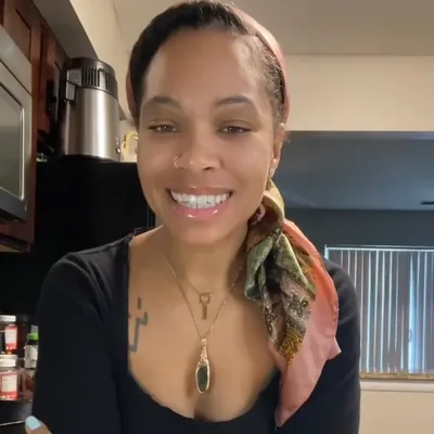 @mamaahlora profile image