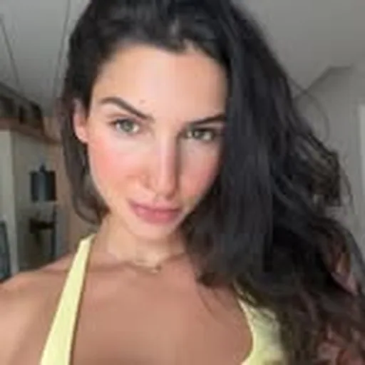 @manucabralnutri profile image