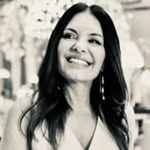 @manzarferes profile image