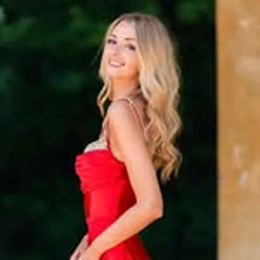 @mariefegaoff profile image