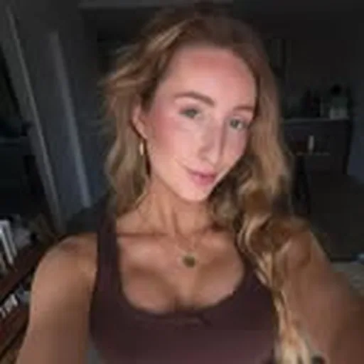 @mariemayxo profile image