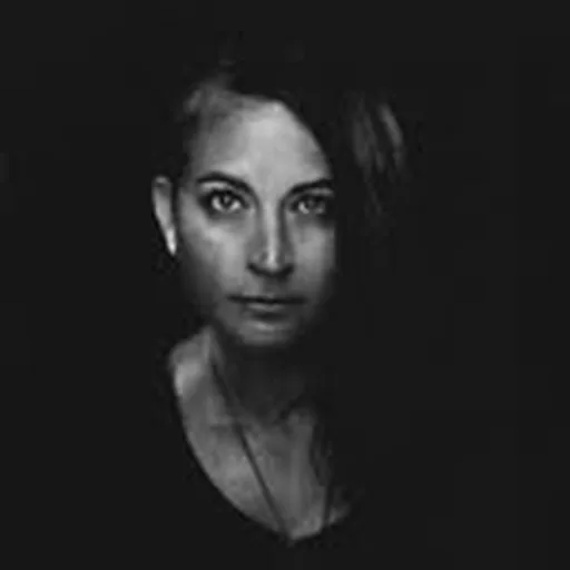 @martinasykesmakeup profile image