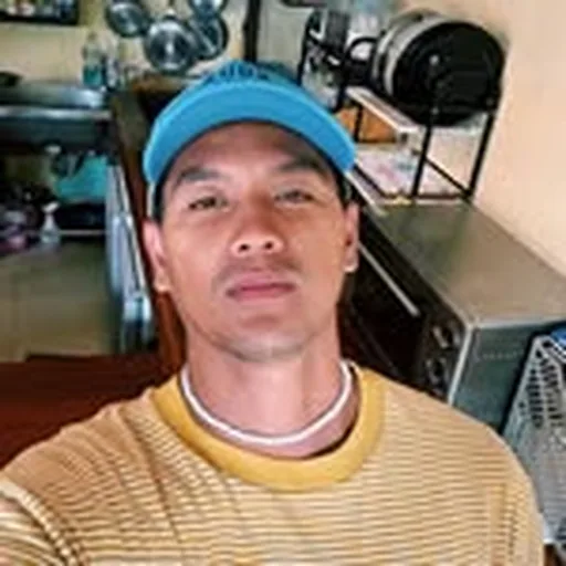 @marvsurfs_ profile image
