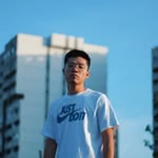 @massimohu_ profile image