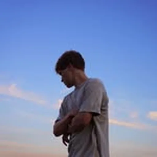 @maxallais profile image