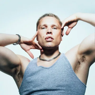 @maxfeinik profile image