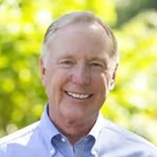 @maxlucado profile image