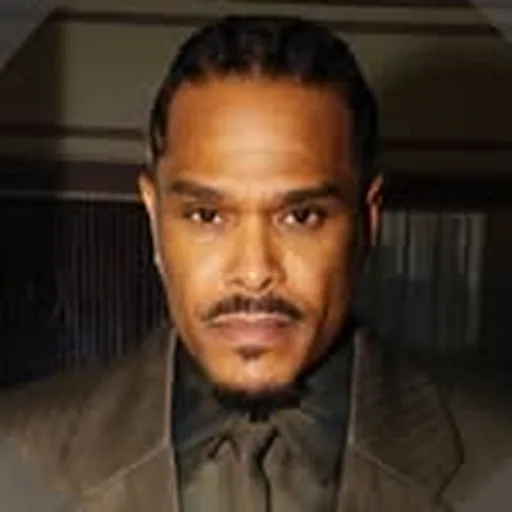 @maxwell profile image
