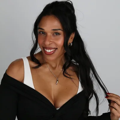 @mayelasjourney profile image